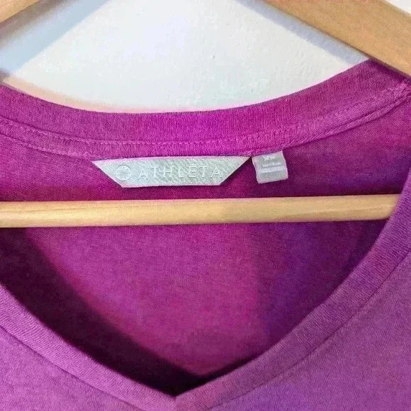 Athleta lightweight V-neck T-shirt magenta, XS - Picture 3 of 4